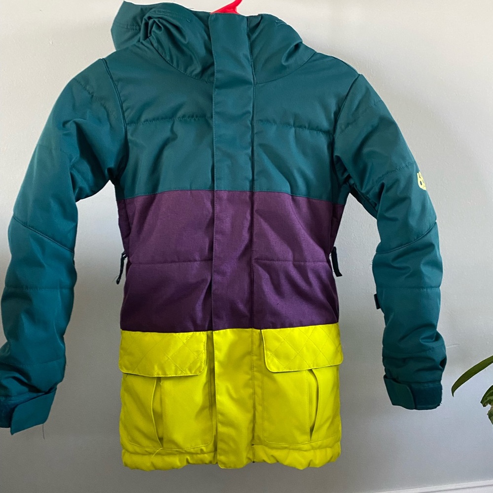 686 Girls Polly Snowboard Jacket size Small